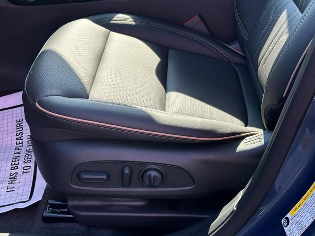 2025 Buick Envista Vehicle Photo in COLUMBIA, MO 65203-3903