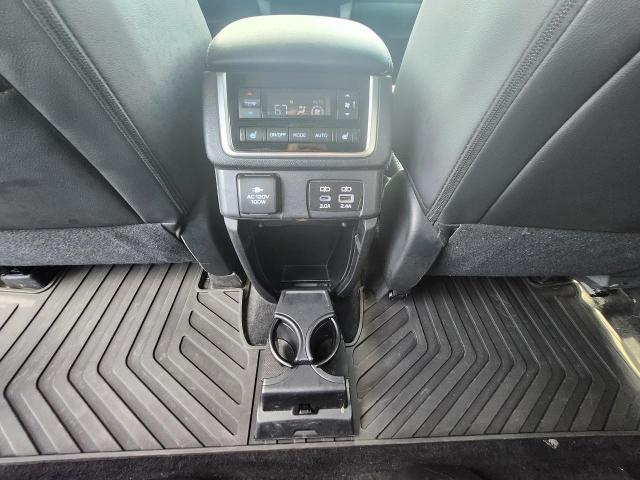 2024 Subaru Ascent Vehicle Photo in MADISON, WI 53713-3220