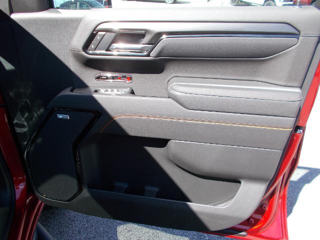 2026 GMC Sierra 1500 Vehicle Photo in LOWELL, MA 01852-4336