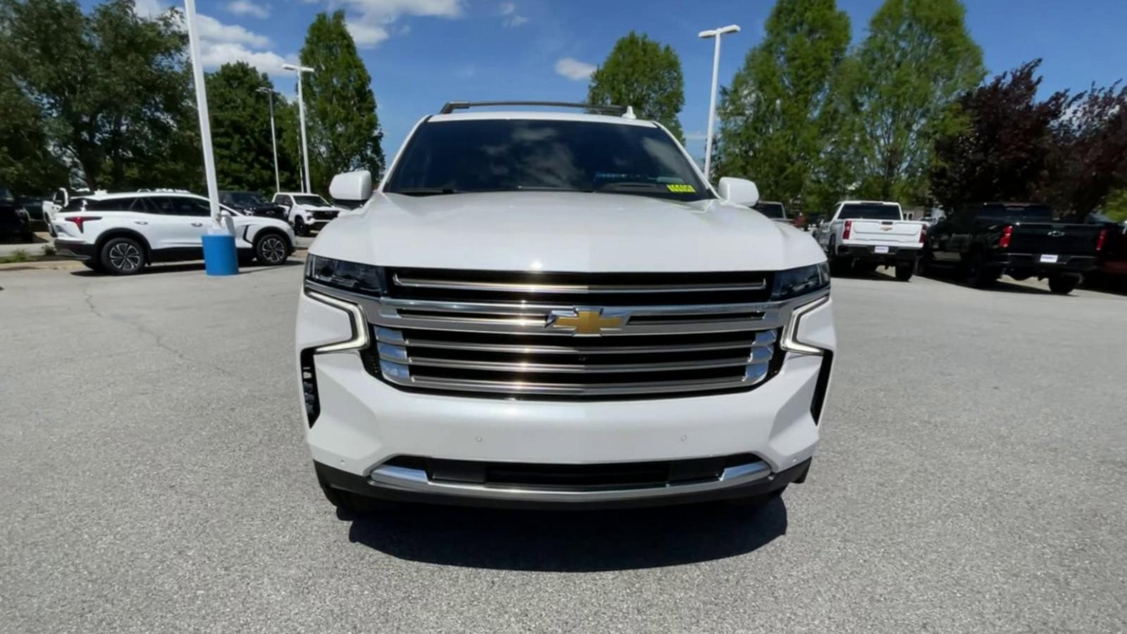 2024 Chevrolet Suburban Vehicle Photo in BENTONVILLE, AR 72712-4322