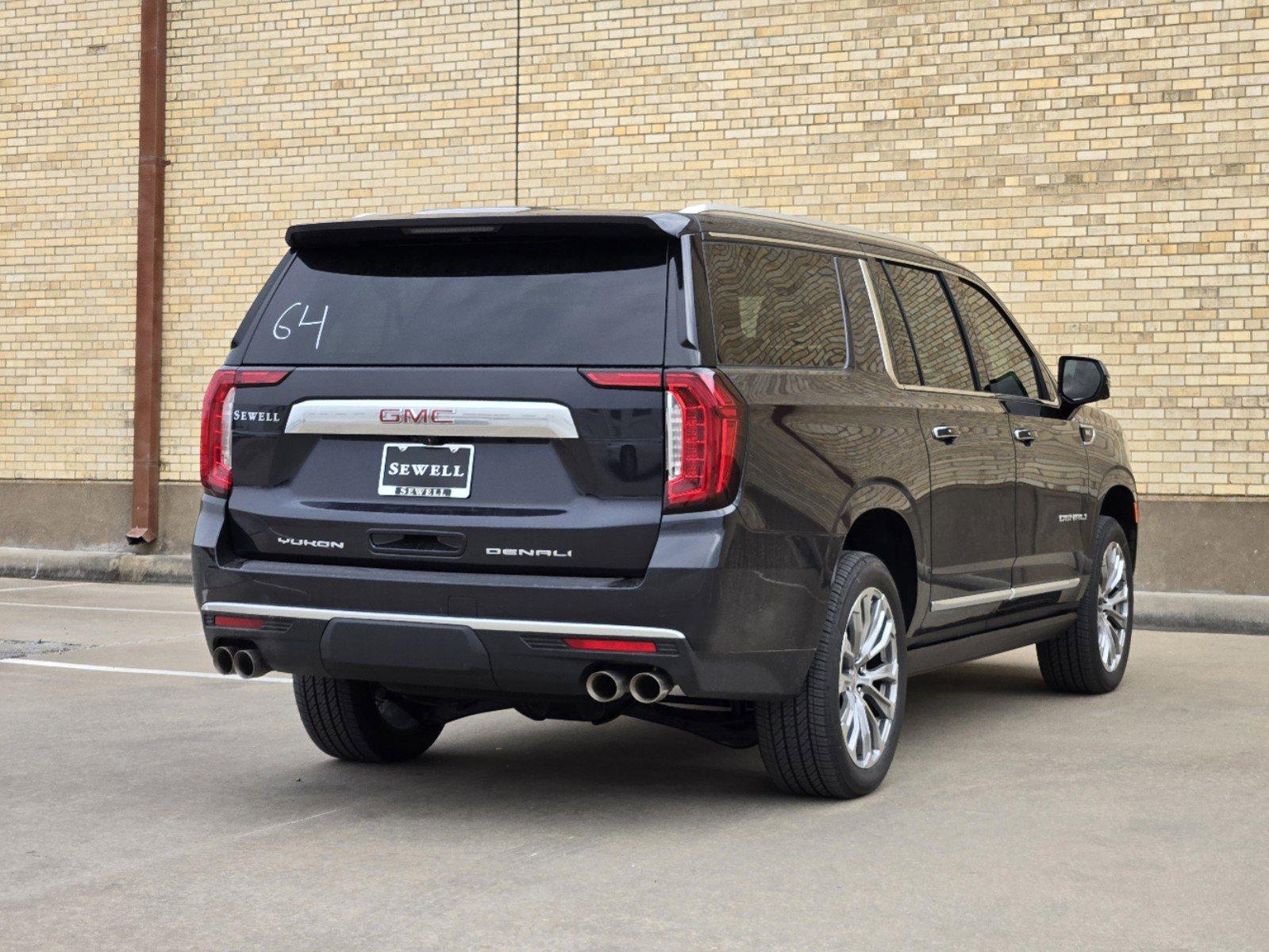 2024 GMC Yukon XL Vehicle Photo in DALLAS, TX 75209-3016