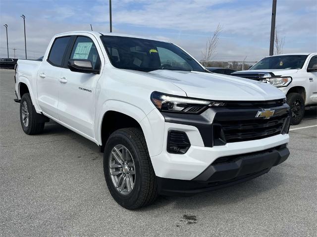 2024 Chevrolet Colorado Vehicle Photo in ALCOA, TN 37701-3235