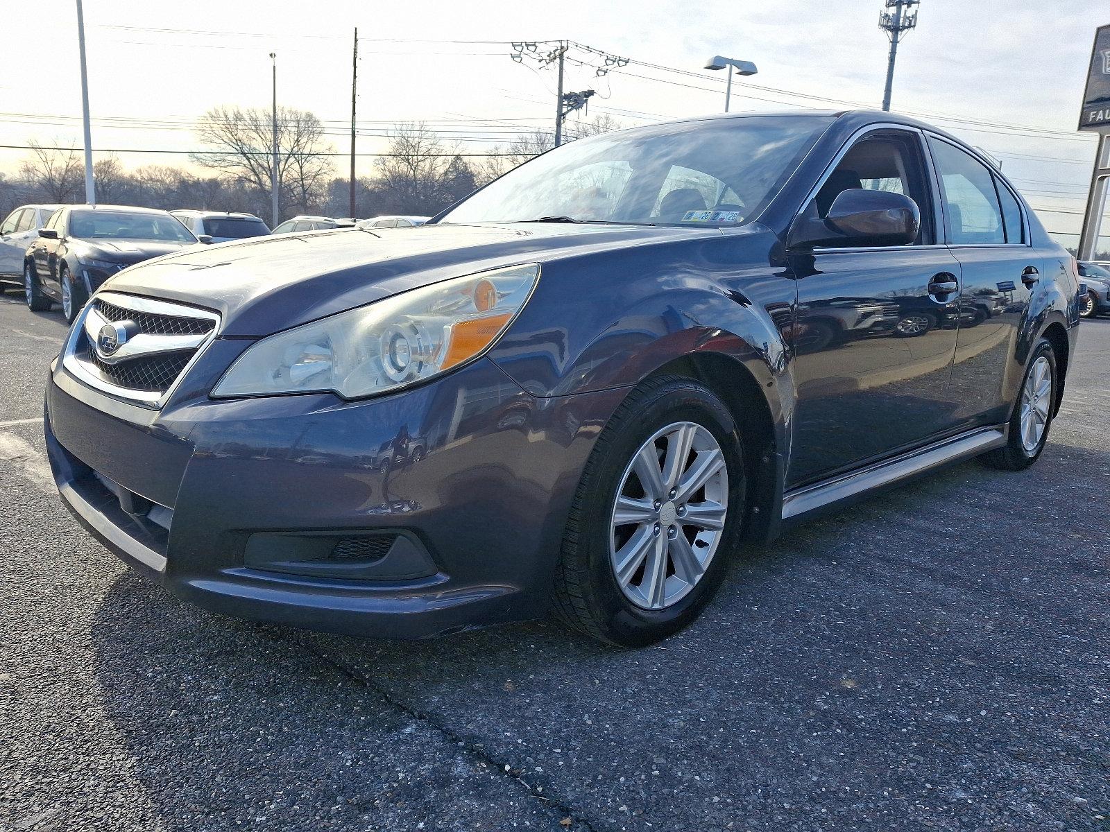 2010 Subaru Legacy Vehicle Photo in BETHLEHEM, PA 18017-9401