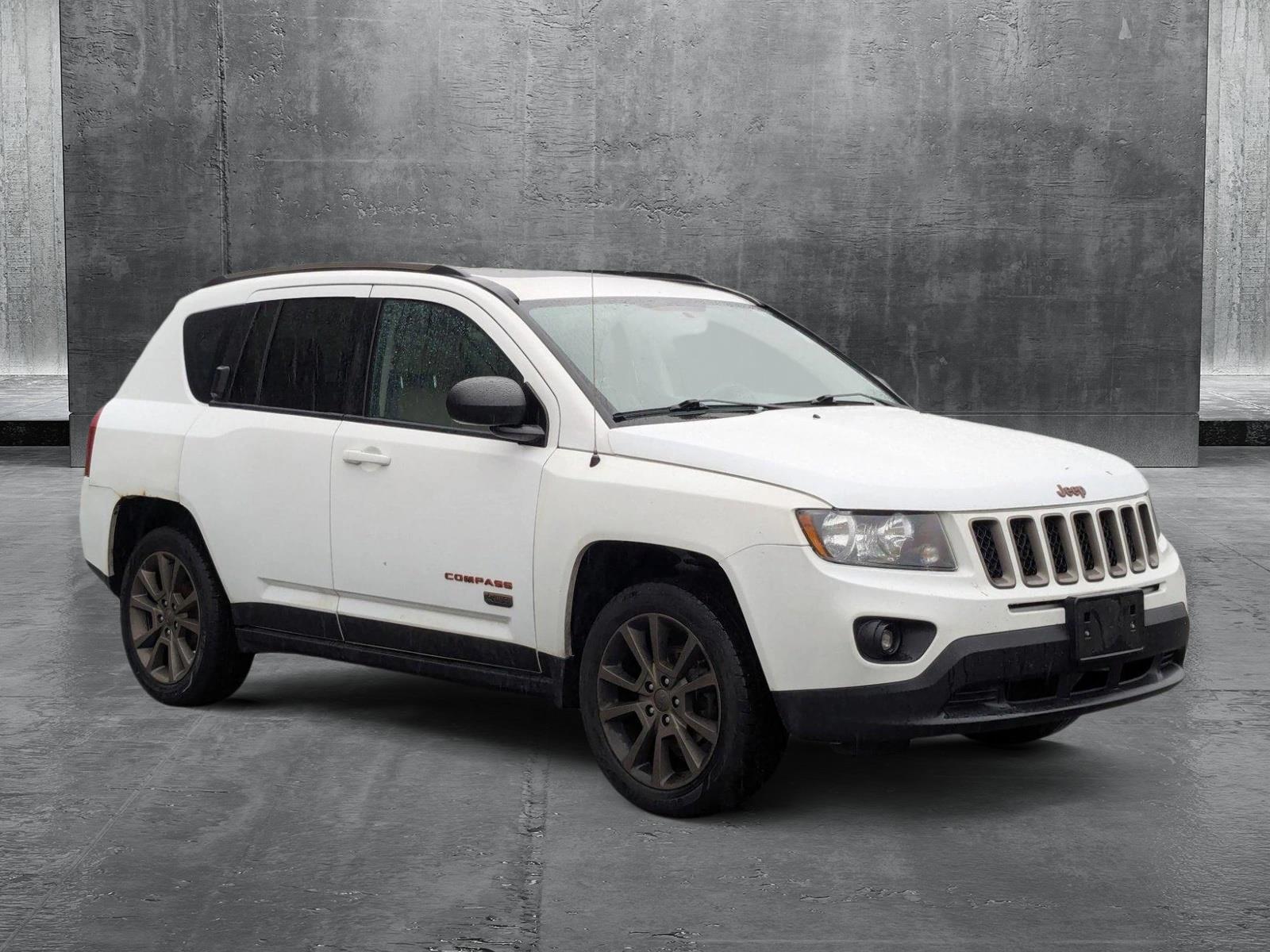 2017 Jeep Compass Vehicle Photo in St. Petersburg, FL 33713