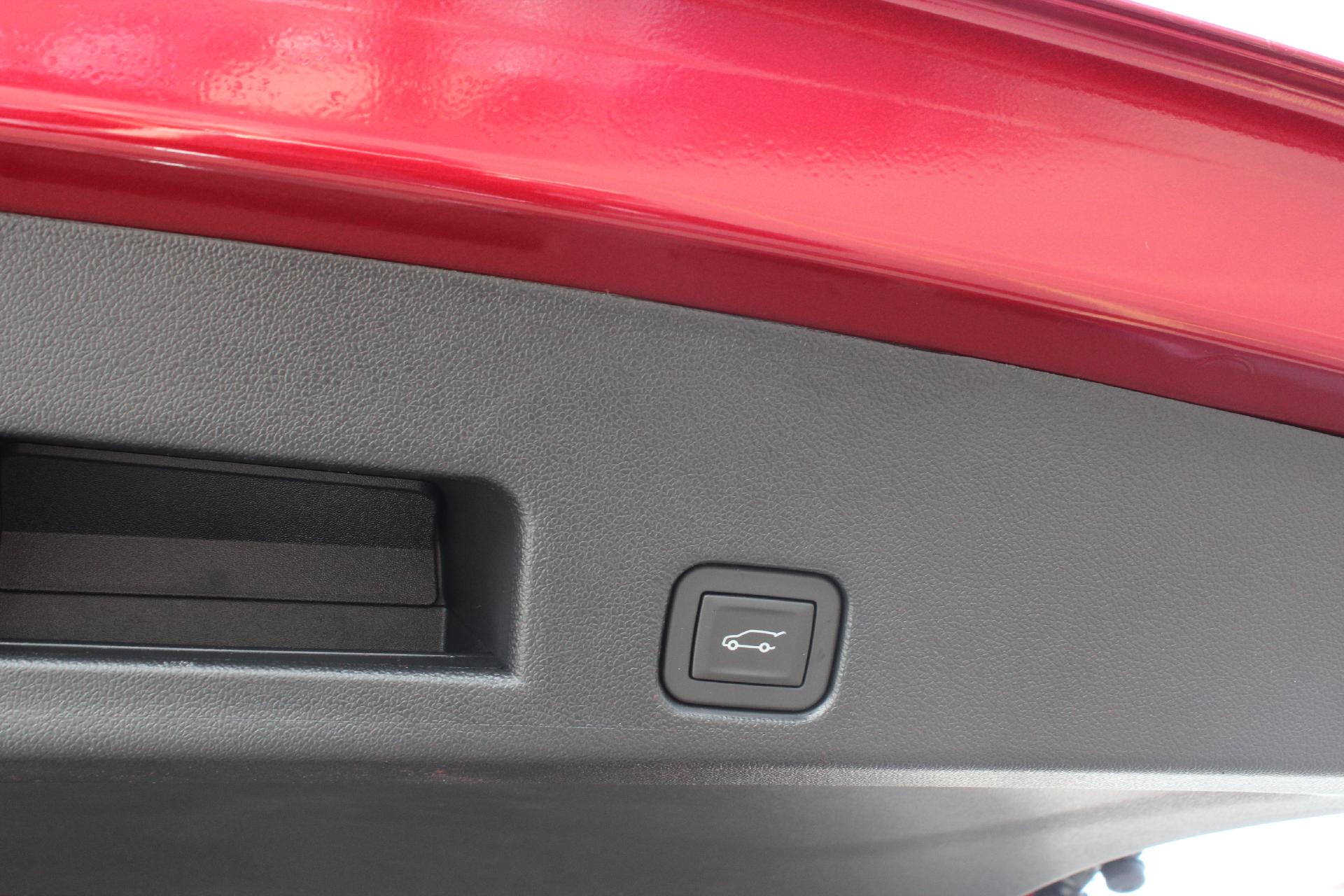 2025 GMC Acadia Vehicle Photo in AURORA, CO 80012-4011