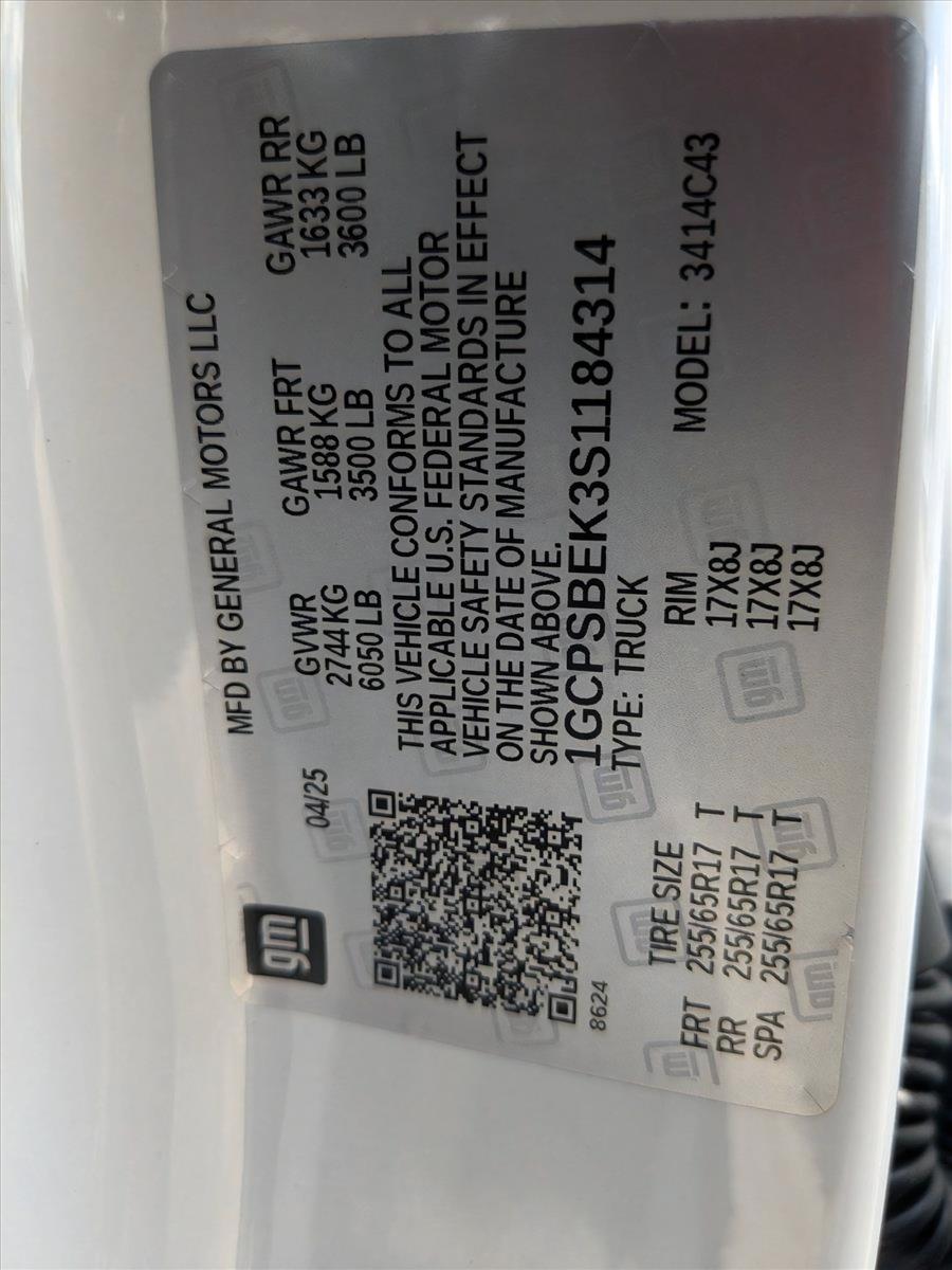 2025 Chevrolet Colorado Vehicle Photo in MIAMI, FL 33134-2699