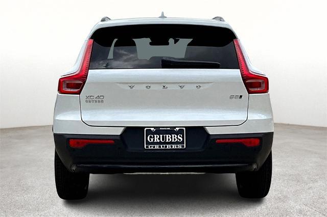 2025 Volvo XC40 Vehicle Photo in Grapevine, TX 76051