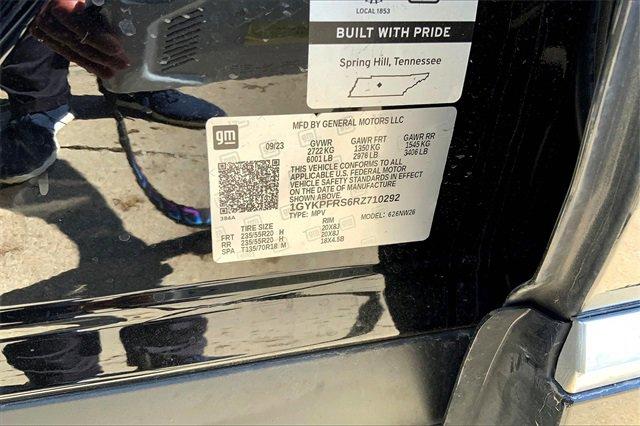 2024 Cadillac XT6 Vehicle Photo in KANSAS CITY, MO 64114-4545