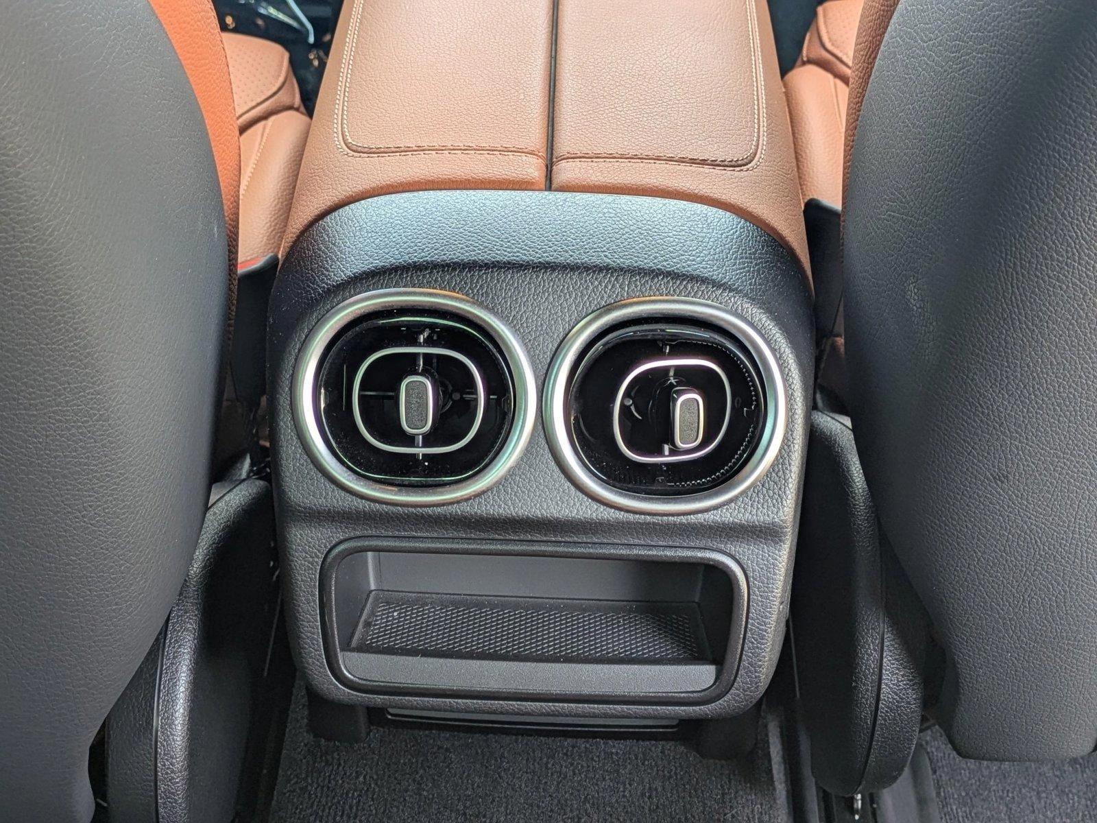 2025 Mercedes-Benz C-Class Vehicle Photo in Sarasota, FL 34231