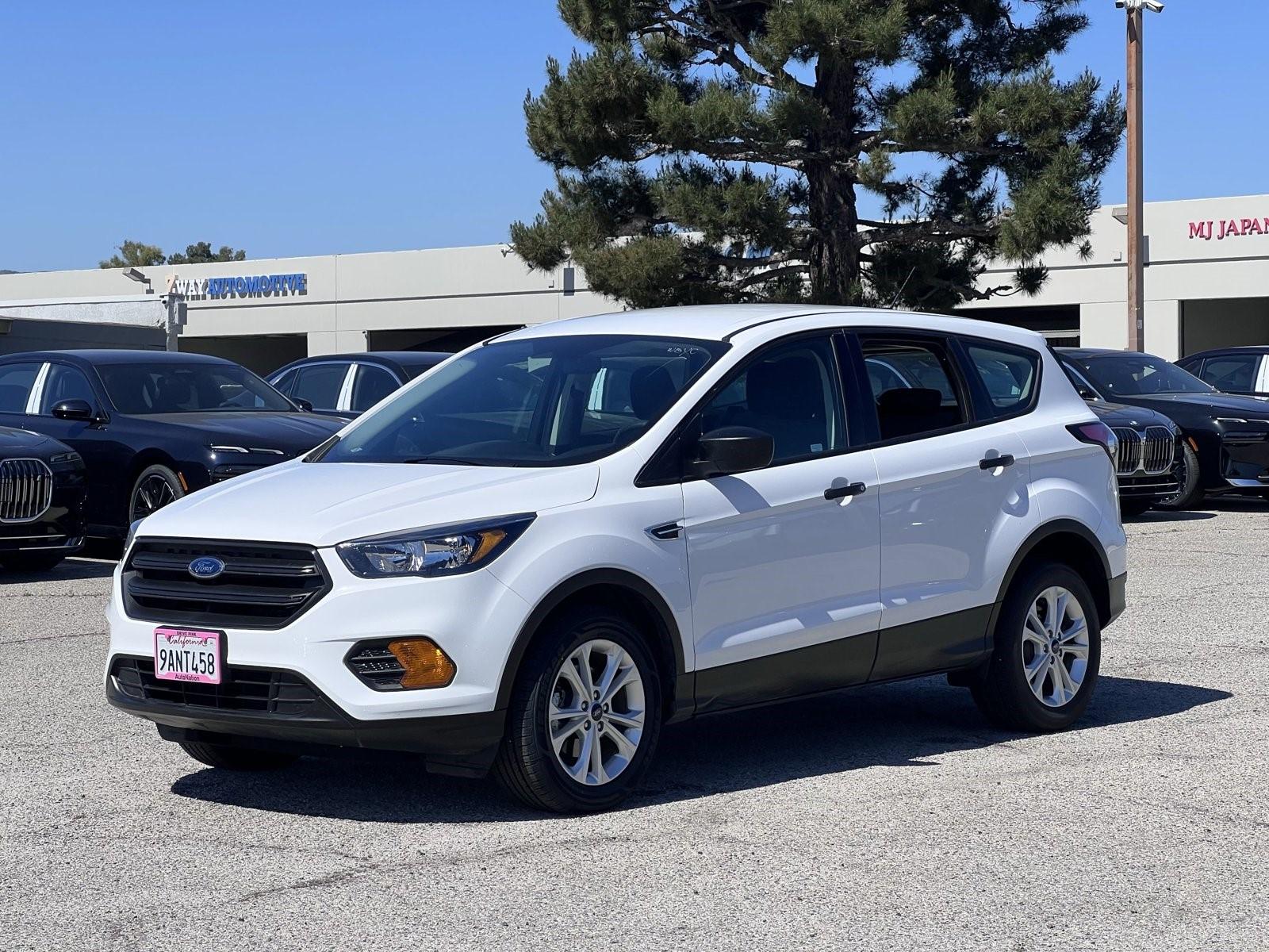 2018 Ford Escape Vehicle Photo in Santa Clarita, CA 91355