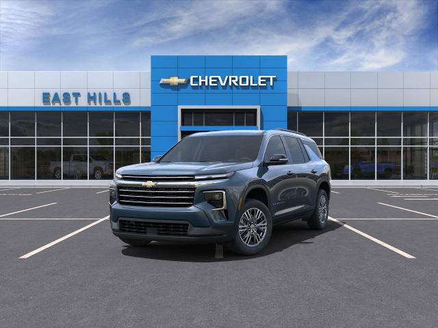 2025 Chevrolet Traverse Vehicle Photo in Roslyn, NY 11576