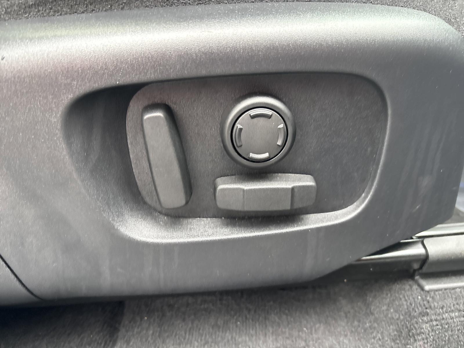 2020 Land Rover Discovery Sport Vehicle Photo in Mechanicsburg, PA 17050