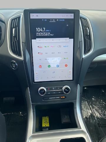2024 Ford Edge Vehicle Photo in APPLETON, WI 54914-8833