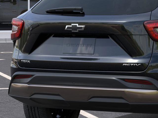2025 Chevrolet Trax Vehicle Photo in Roslyn, NY 11576