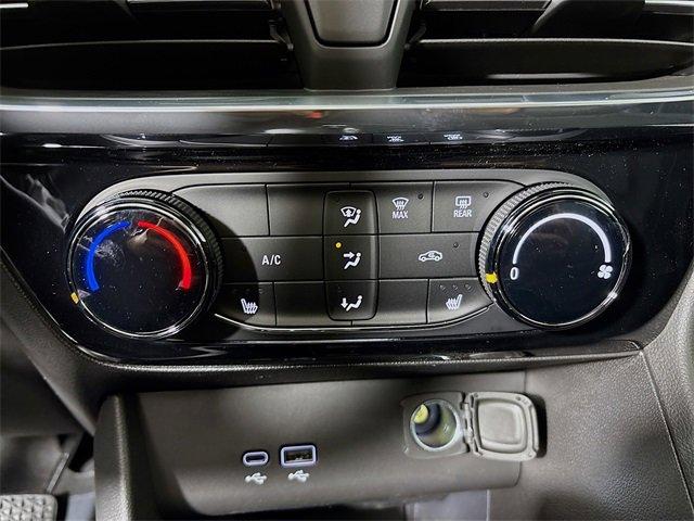 2026 Buick Encore GX Vehicle Photo in PUYALLUP, WA 98371-4149