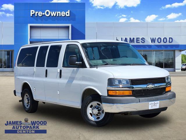 2015 Chevrolet Express Passenger Vehicle Photo in DENTON, TX 76210-9321