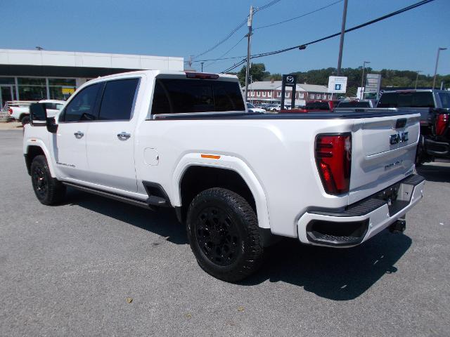 2024 GMC Sierra 2500 HD Vehicle Photo in LOWELL, MA 01852-4336