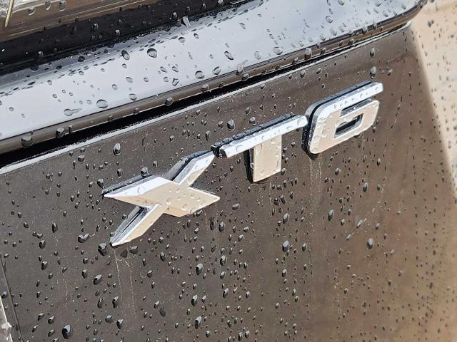 2022 Cadillac XT6 Vehicle Photo in DENTON, TX 76210-9321