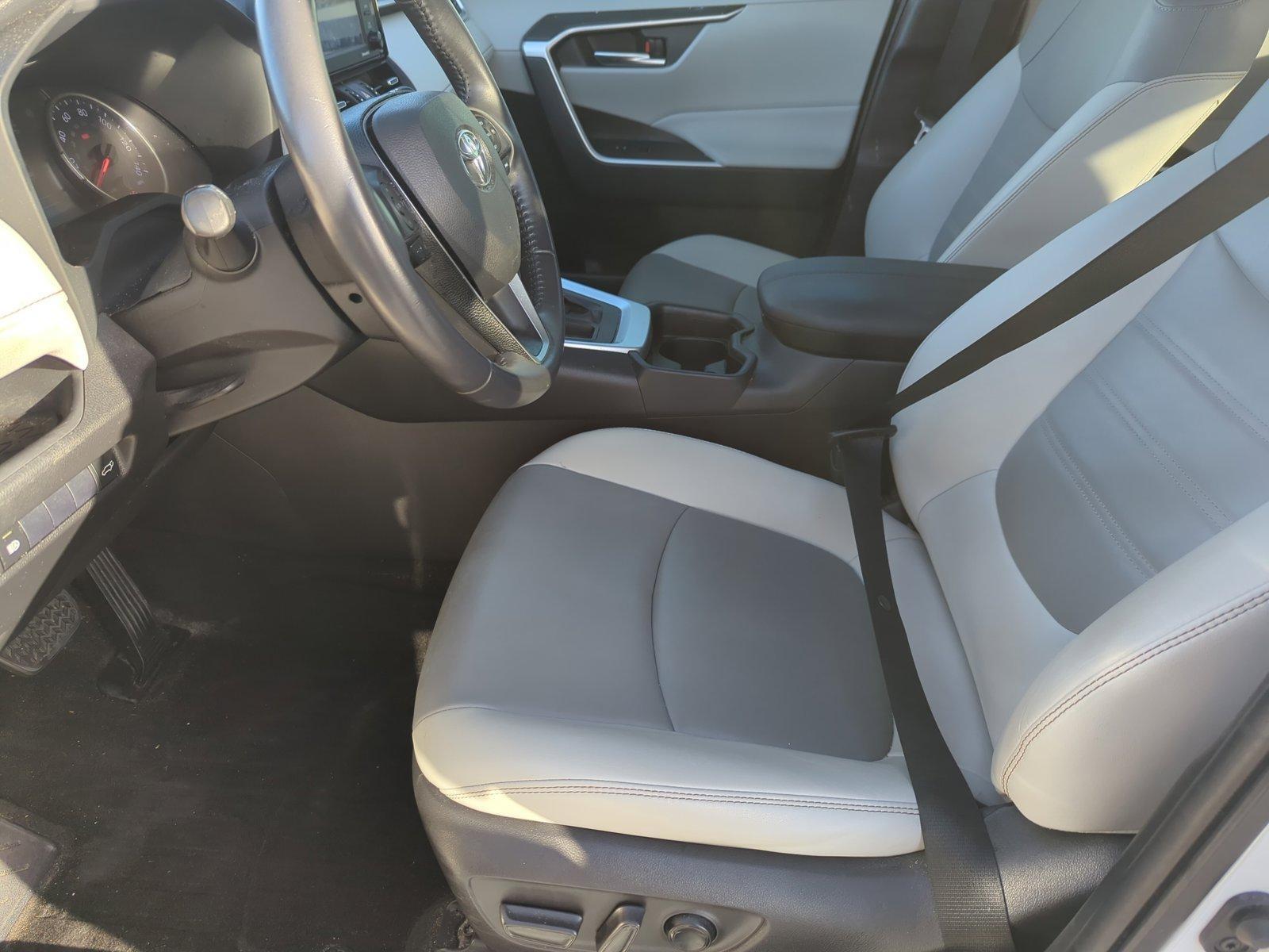 2020 Toyota RAV4 Vehicle Photo in Ft. Myers, FL 33907