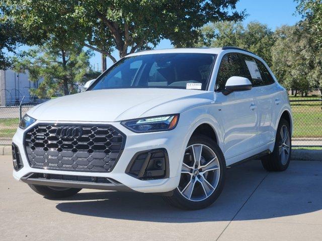 2025 Audi Q5 Vehicle Photo in HOUSTON, TX 77090