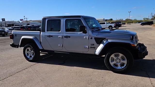 2021 Jeep Gladiator Vehicle Photo in San Angelo, TX 76901