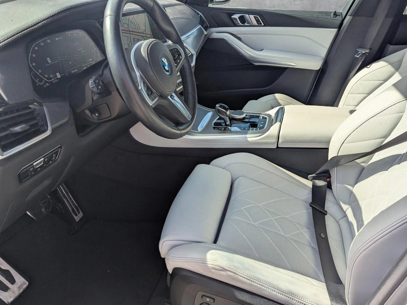 2023 BMW X5 xDrive45e Vehicle Photo in Delray Beach, FL 33444