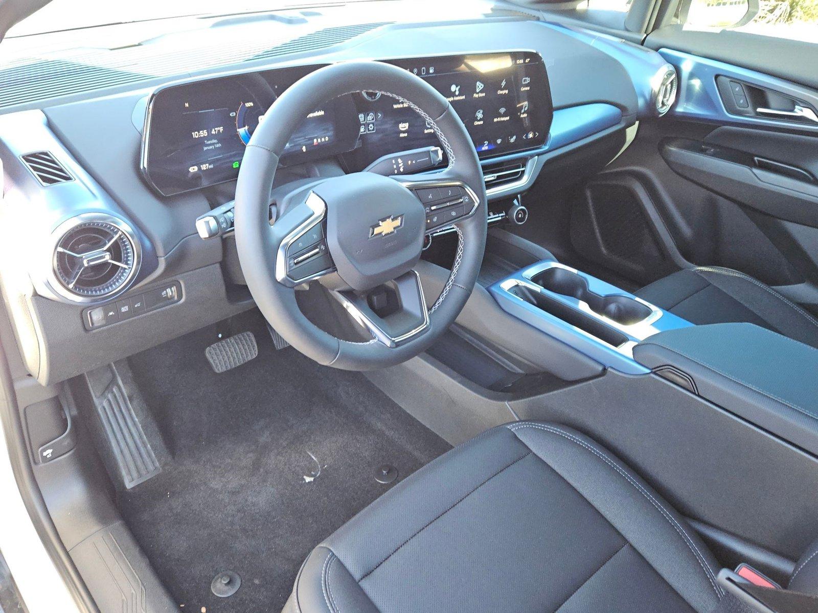 2024 Chevrolet Equinox EV Vehicle Photo in MESA, AZ 85206-4395