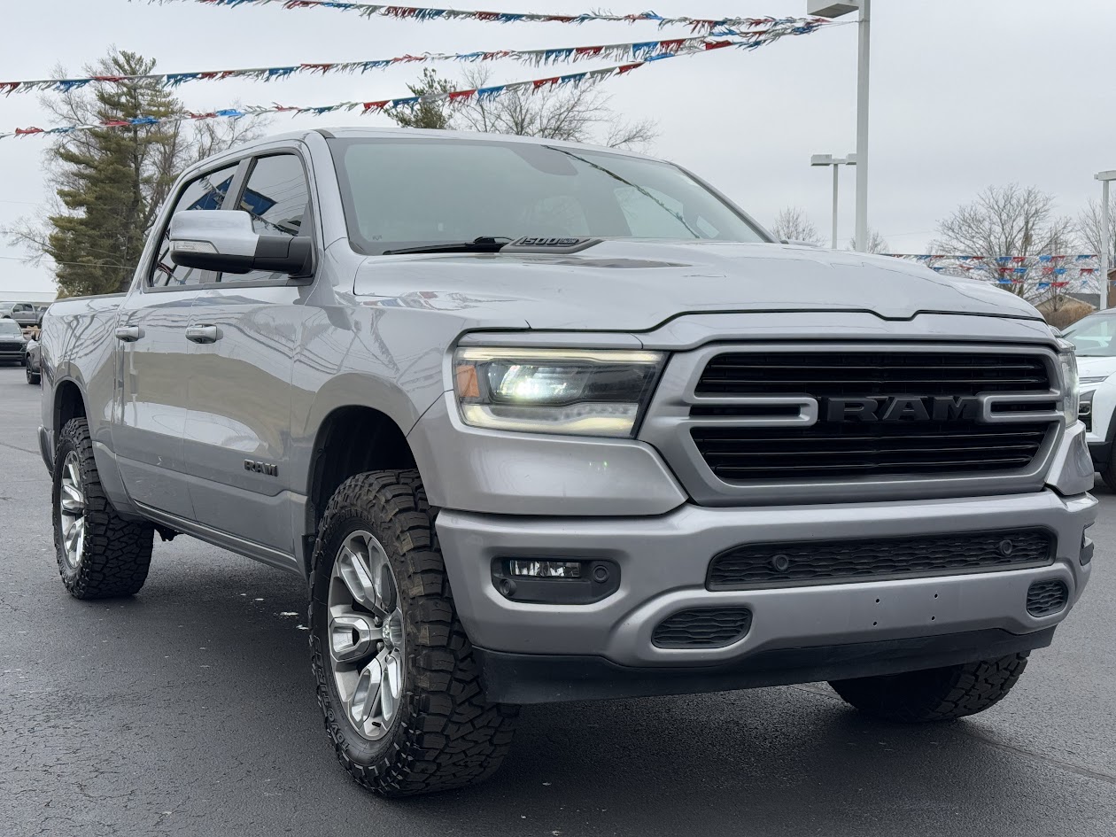 2019 Ram 1500 Vehicle Photo in BOONVILLE, IN 47601-9633