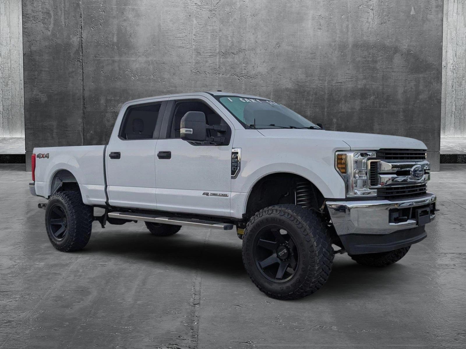 2018 Ford Super Duty F-250 SRW Vehicle Photo in PEMBROKE PINES, FL 33024-6534