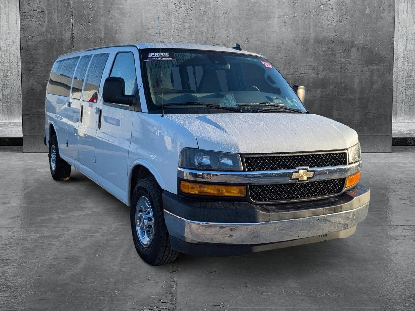 2020 Chevrolet Express Passenger 3500 Vehicle Photo in MIAMI, FL 33134-2699