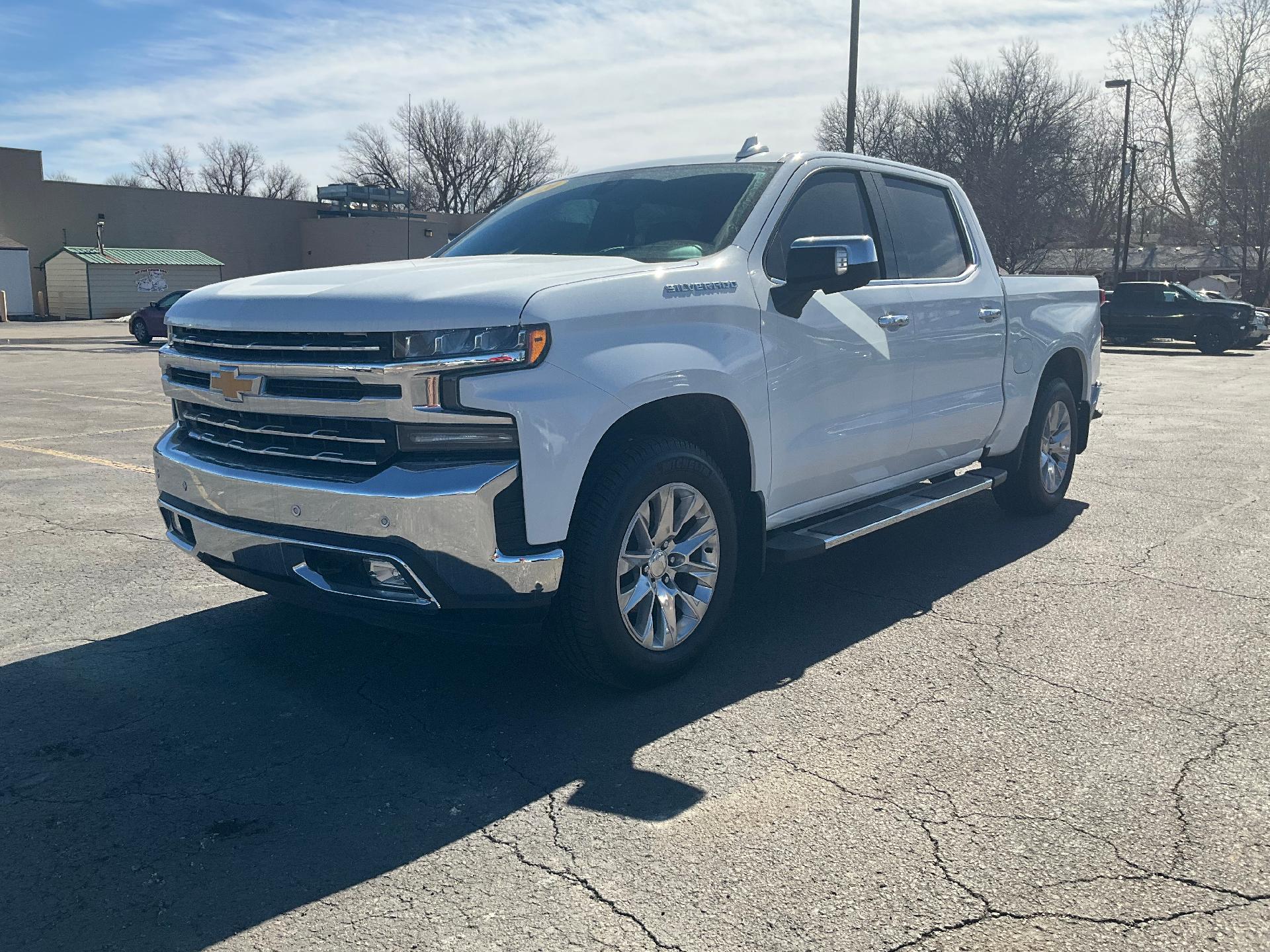 New 2025 Chevrolet Silverado 1500 Custom Trail Boss Crew Cab