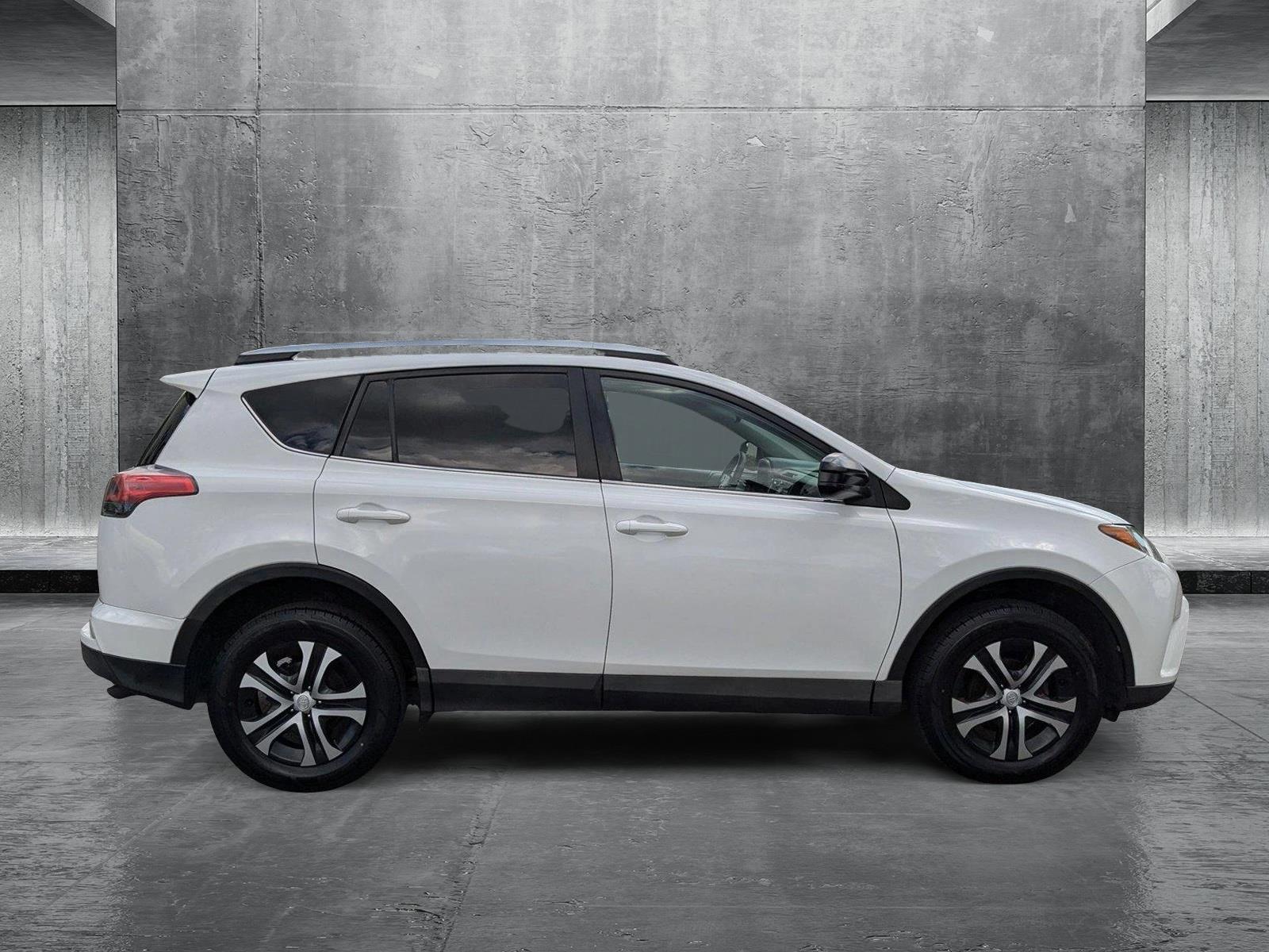 2016 Toyota RAV4 Vehicle Photo in Miami, FL 33015