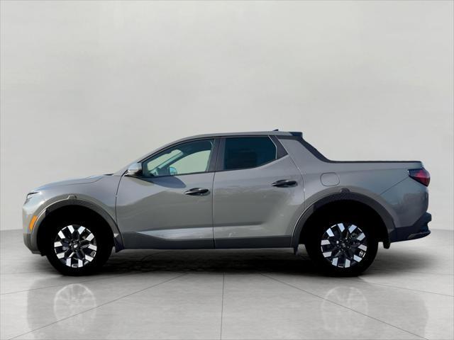 2025 Hyundai SANTA CRUZ Vehicle Photo in Green Bay, WI 54304