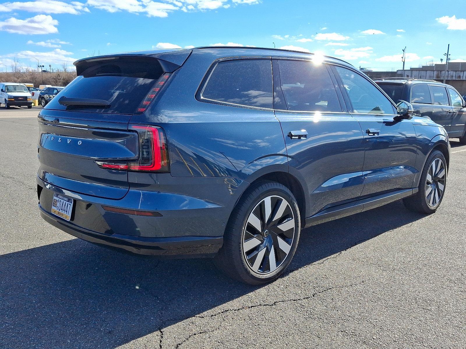 2025 Volvo EX90 Vehicle Photo in Trevose, PA 19053