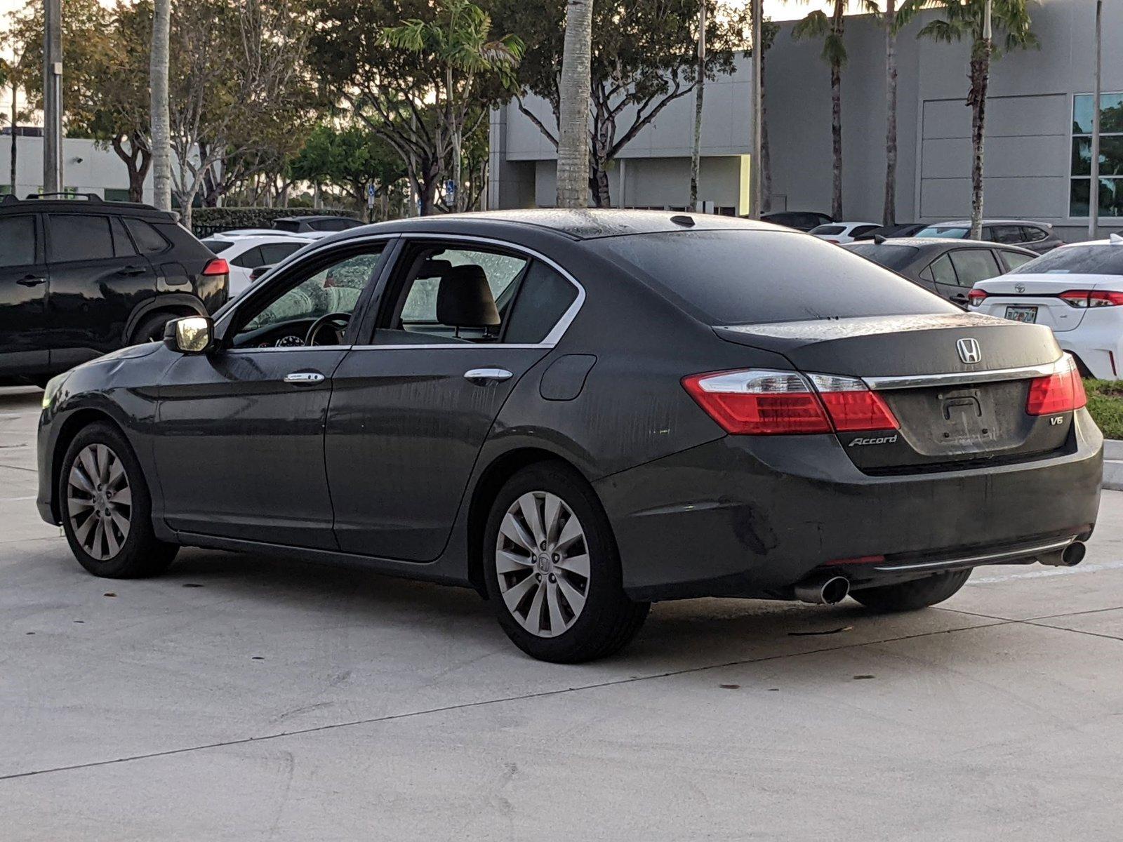 2013 Honda Accord Sedan Vehicle Photo in Davie, FL 33331