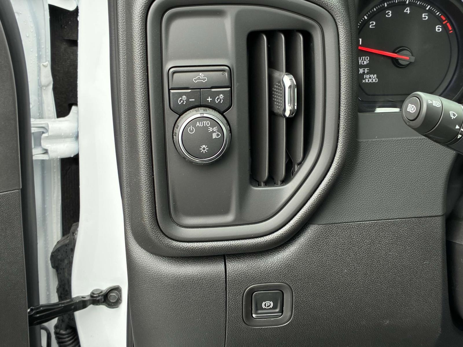 2025 Chevrolet Silverado 1500 Vehicle Photo in LOS ANGELES, CA 90007-3794