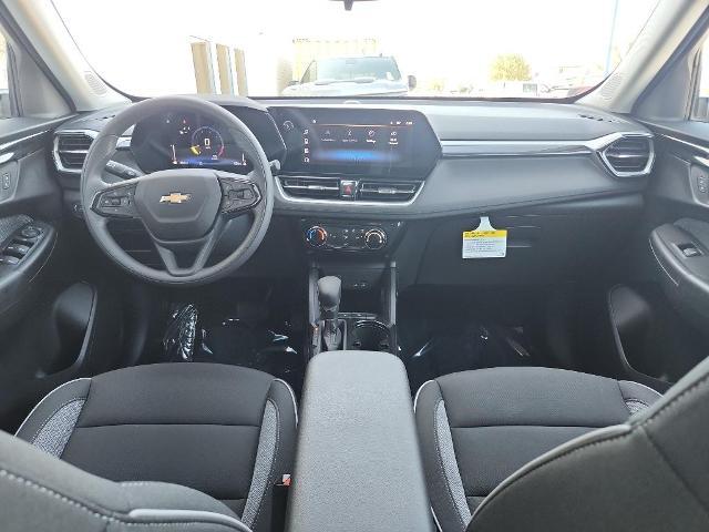 2025 Chevrolet Trailblazer Vehicle Photo in HAYS, KS 67601-1994