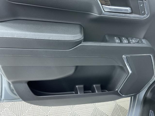 2024 GMC Sierra 1500 Vehicle Photo in GILBERT, AZ 85297-0402