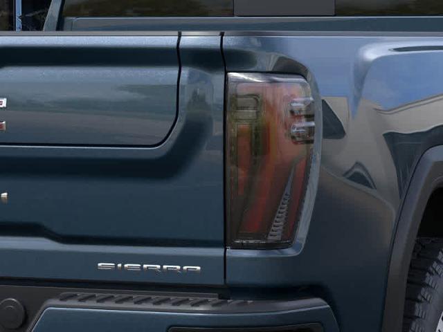 2025 GMC Sierra 2500 HD Vehicle Photo in ZELIENOPLE, PA 16063-2910