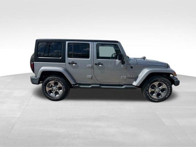 2016 Jeep Wrangler Unlimited Vehicle Photo in MEDINA, OH 44256-9631