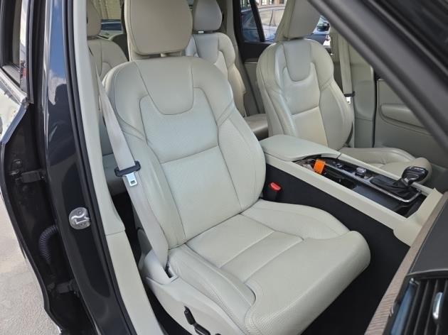 2022 Volvo XC90 Vehicle Photo in Houston, TX 77007
