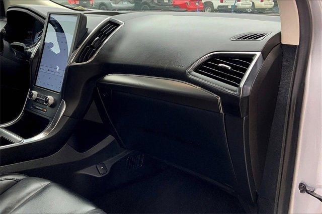 2022 Ford Edge Vehicle Photo in TOPEKA, KS 66609-0000