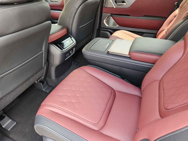 2025 INFINITI QX80 Vehicle Photo in DALLAS, TX 75209