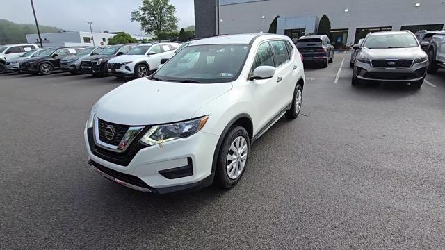 2018 Nissan Rogue Vehicle Photo in Pleasant Hills, PA 15236
