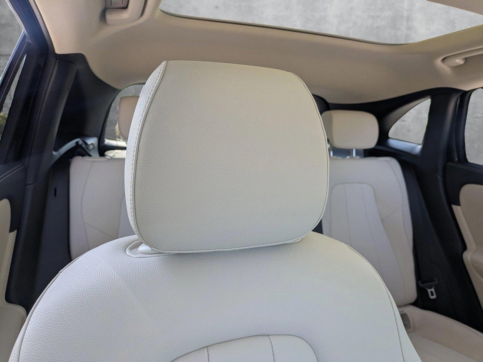 2025 Mercedes-Benz GLA Vehicle Photo in Sarasota, FL 34231