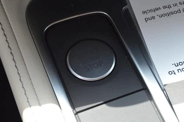 2025 INFINITI QX60 Vehicle Photo in Houston, TX 77090