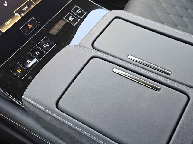 2025 INFINITI QX80 Vehicle Photo in Fort Worth, TX 76132