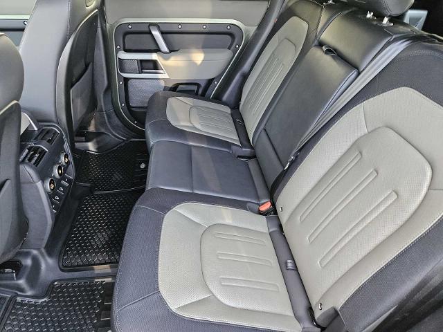 2022 Defender Vehicle Photo in AUSTIN, TX 78717