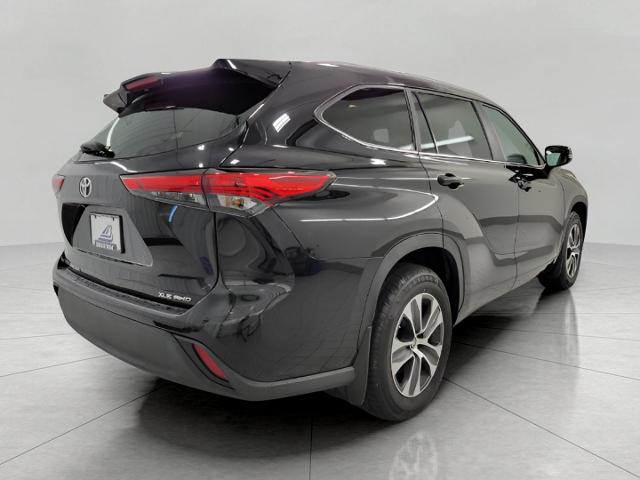 2023 Toyota Highlander Vehicle Photo in Oshkosh, WI 54904