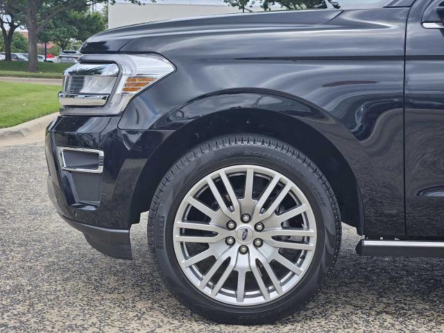2024 Ford Expedition Max Vehicle Photo in FORT WORTH, TX 76132